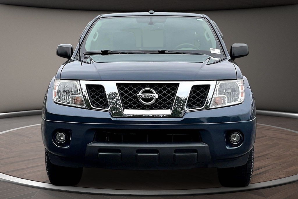 Used 2016 Nissan Frontier SV w/ SV Value Truck Package RWD image 2