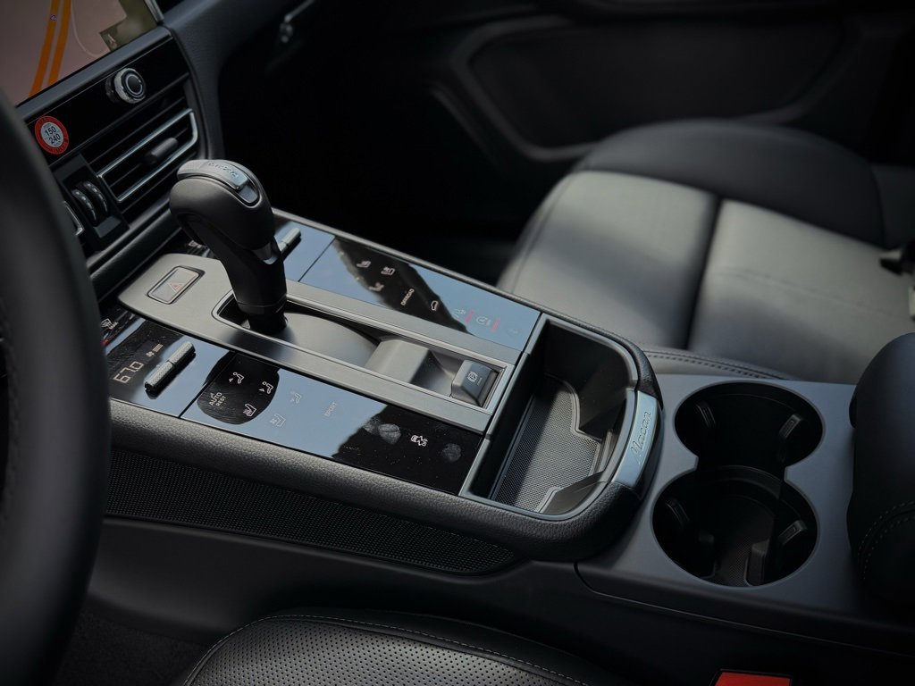 New 2025 Porsche Macan image 23