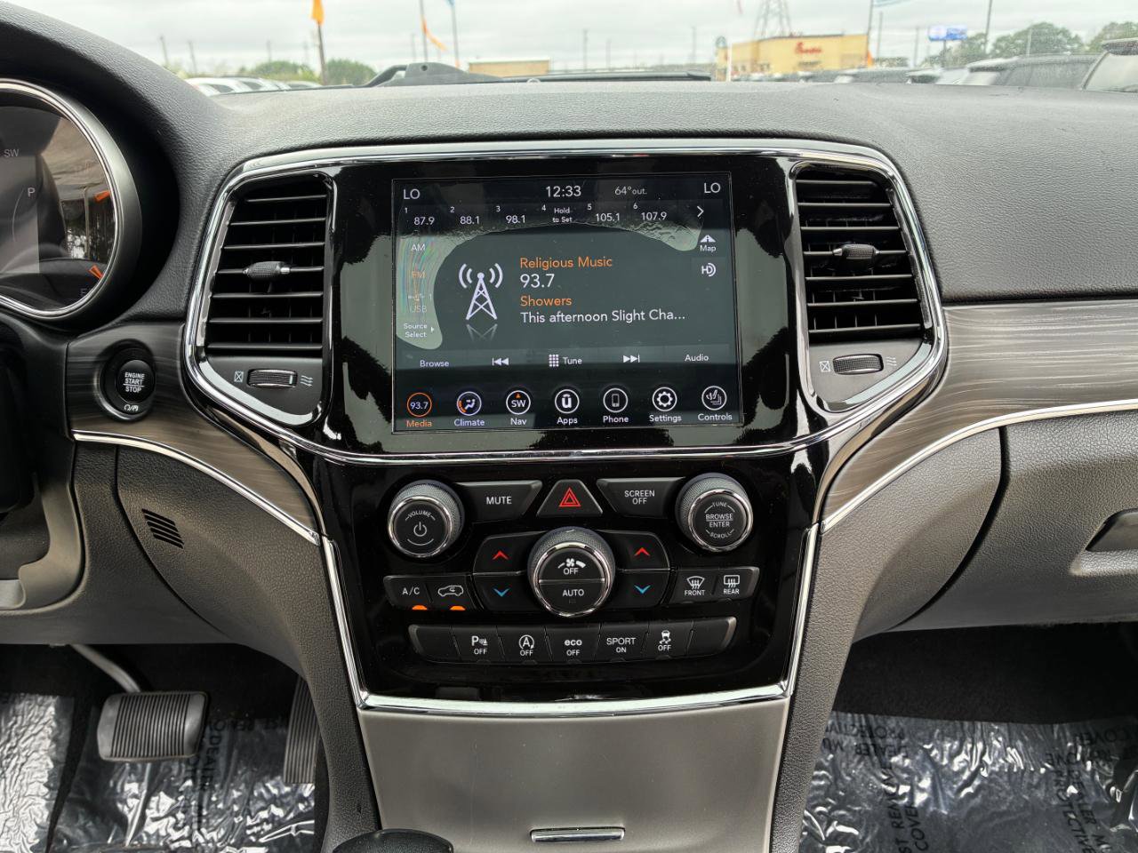 Used 2021 Jeep Grand Cherokee Limited image 21