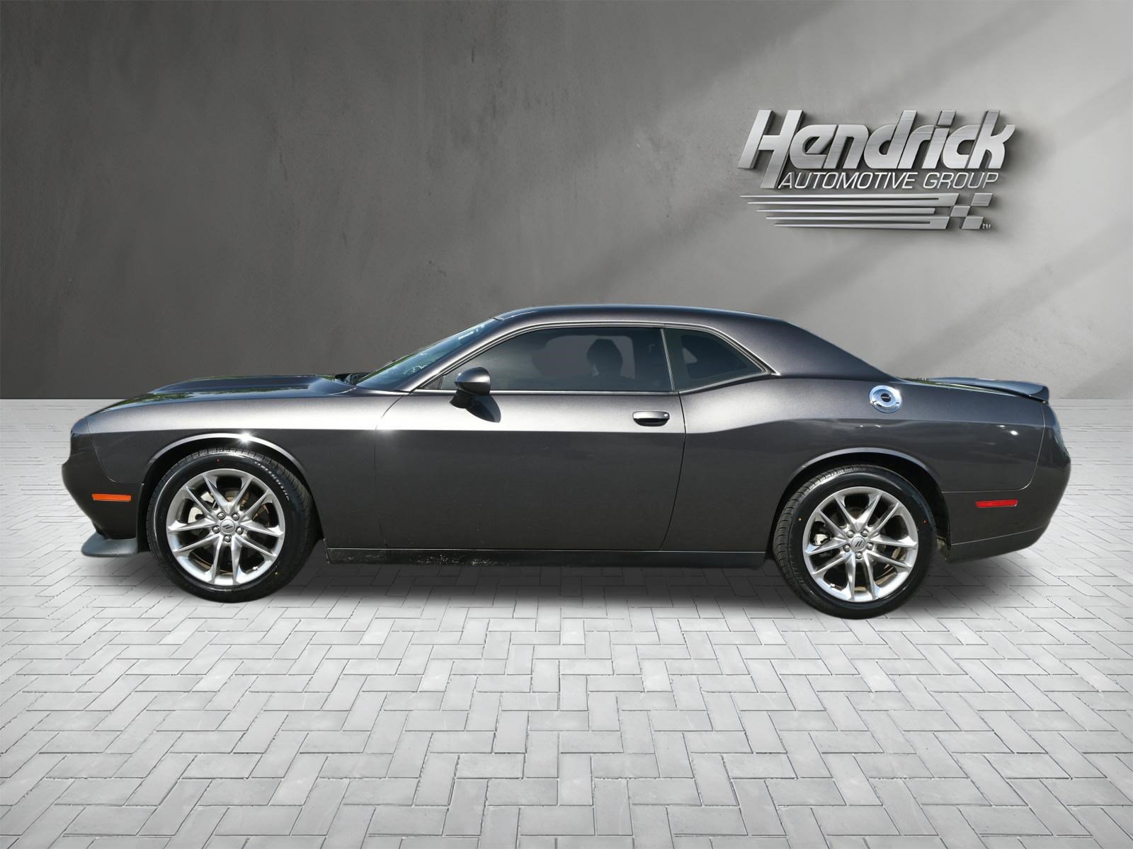 Used 2022 Dodge Challenger GT image 9