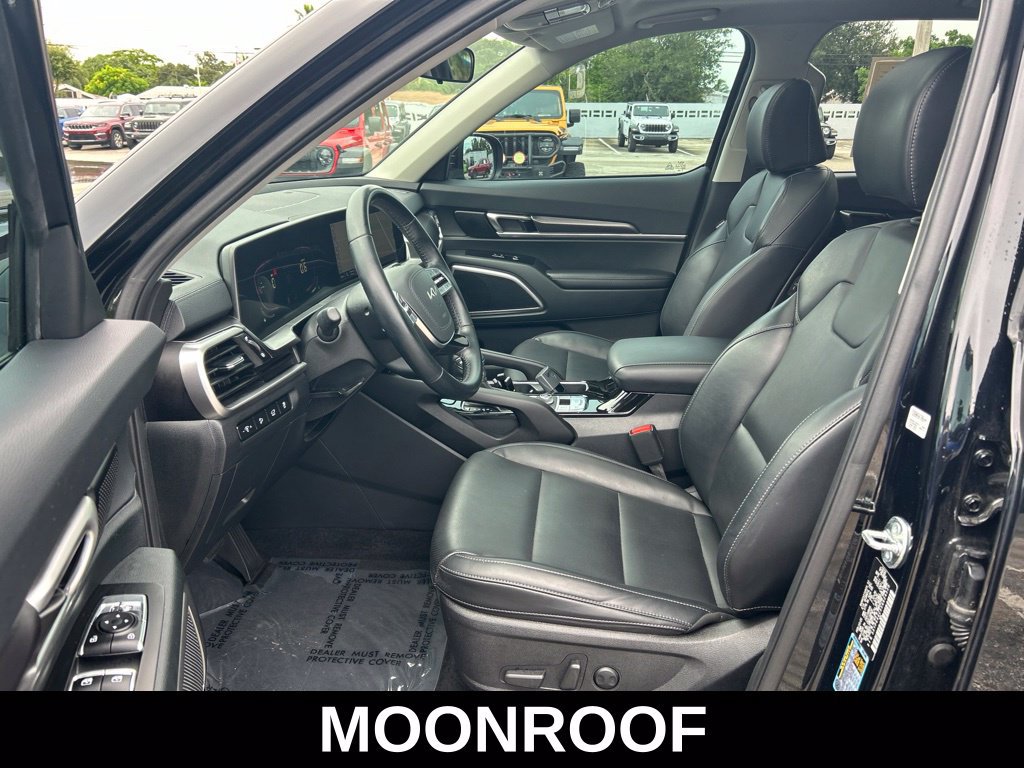 Used 2025 Kia Telluride S FWD image 10