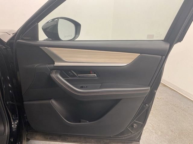 Used 2024 MAZDA CX-90 Plug-In Hybrid w/ Premium Pkg image 31