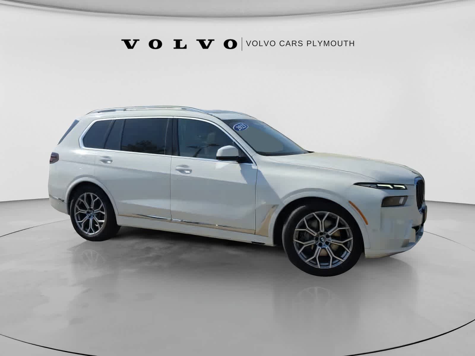 Used 2023 BMW X7 xDrive40i w/ Premium Package AWD/4WD image 2