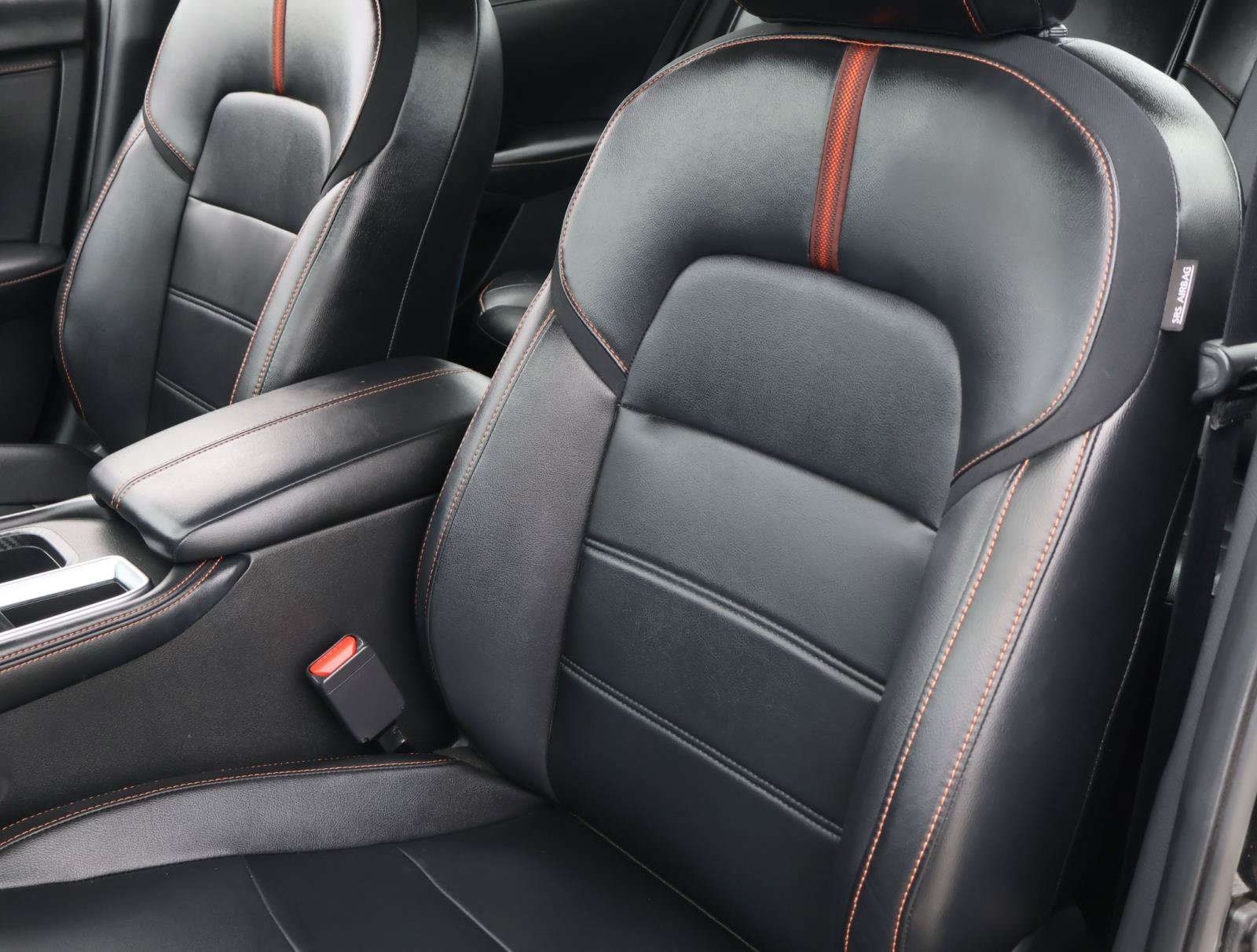 Used 2023 Nissan Sentra SR w/ SR Premium Package FWD image 11