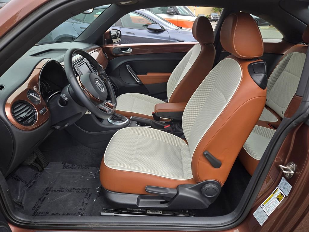 Used 2017 Volkswagen Beetle 1.8T Classic FWD image 13
