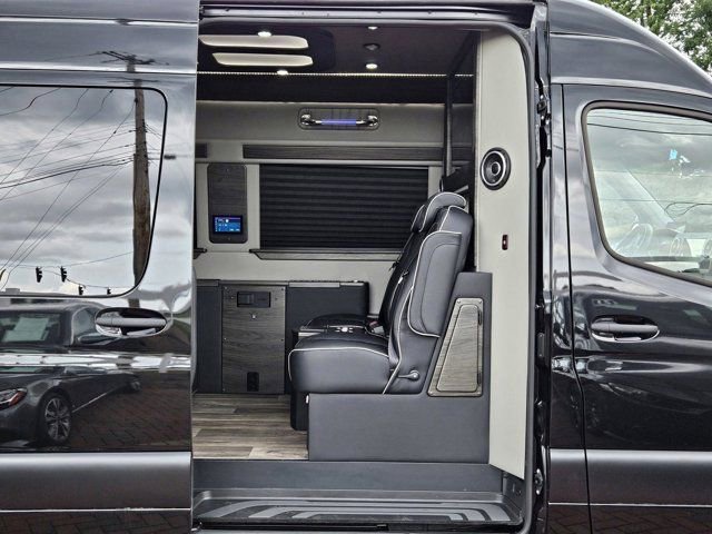 New 2024 Mercedes-Benz Sprinter 3500 image 35