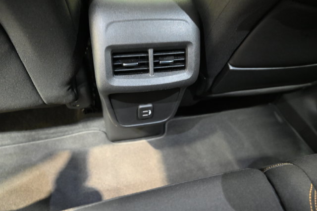 Used 2021 GMC Terrain SLE w/ Driver Convenience Package FWD image 26