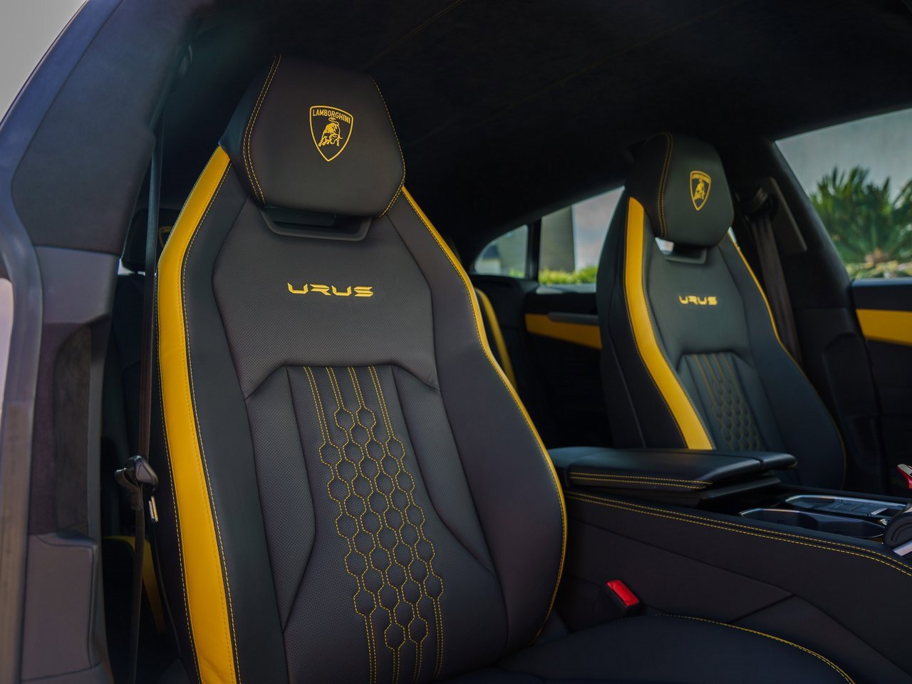 Used 2024 Lamborghini Urus S image 27