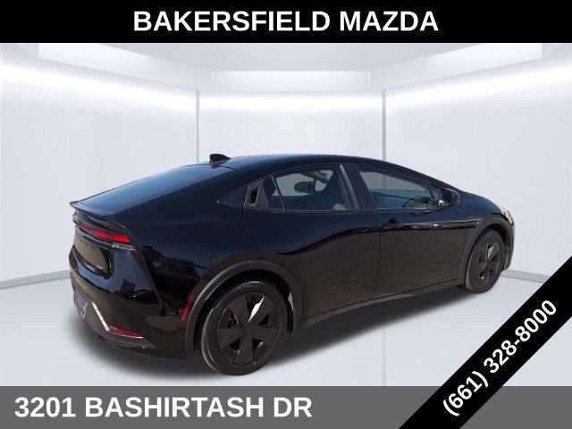 Used 2025 Toyota Prius LE FWD image 5