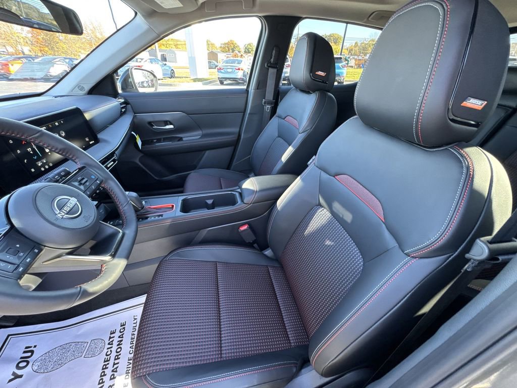 New 2026 Nissan Kicks SR w/ SR Premium Package image 11