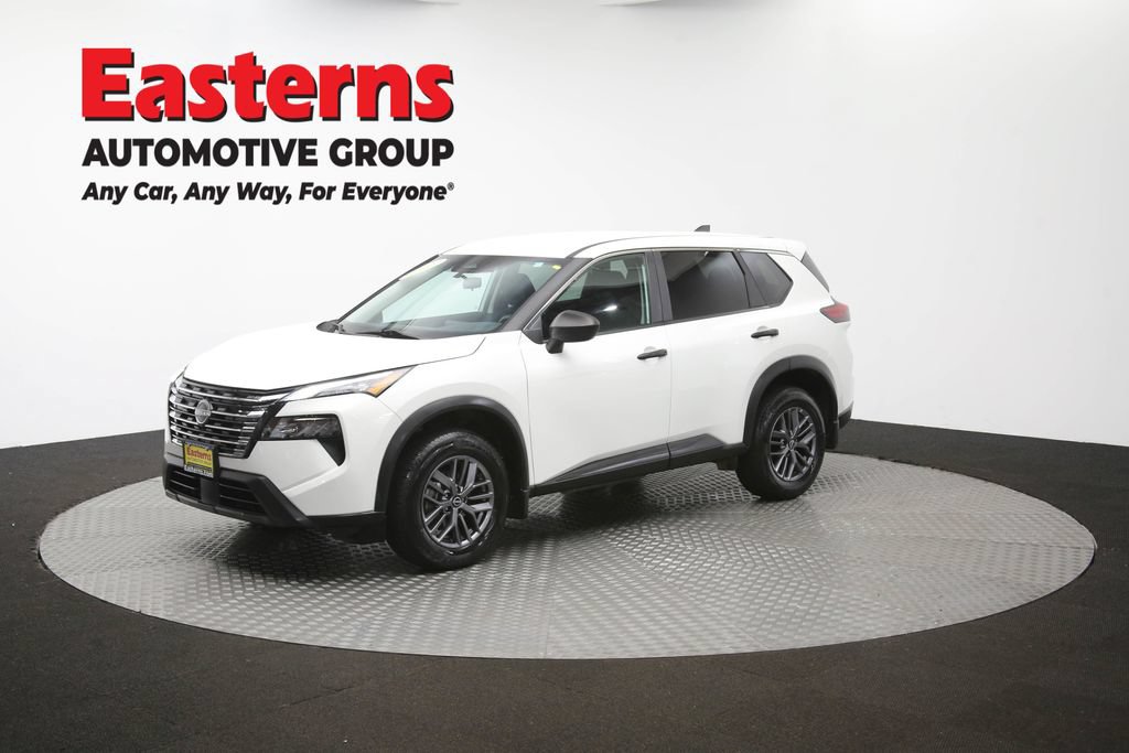 Used 2024 Nissan Rogue S AWD/4WD image 57