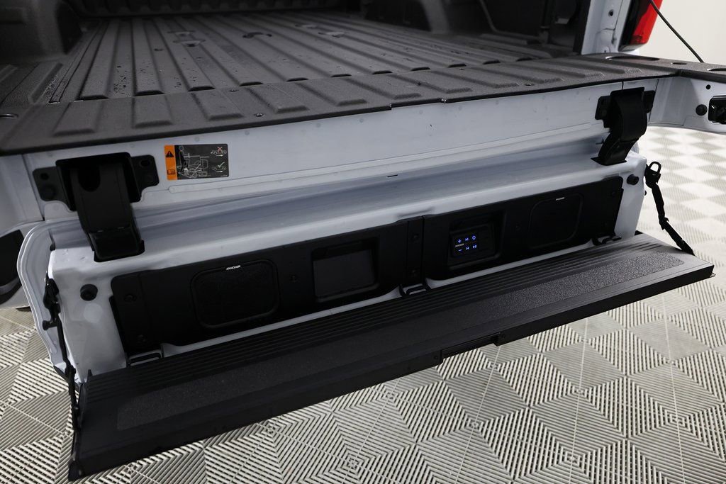 Used 2026 GMC Sierra 2500 Denali Ultimate image 8