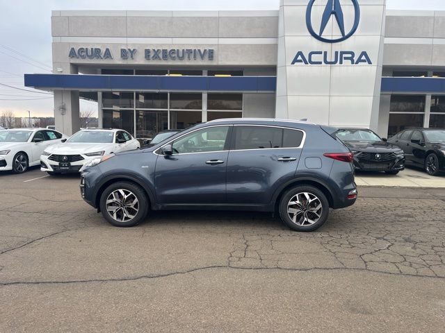 Used 2020 Kia Sportage EX image 3