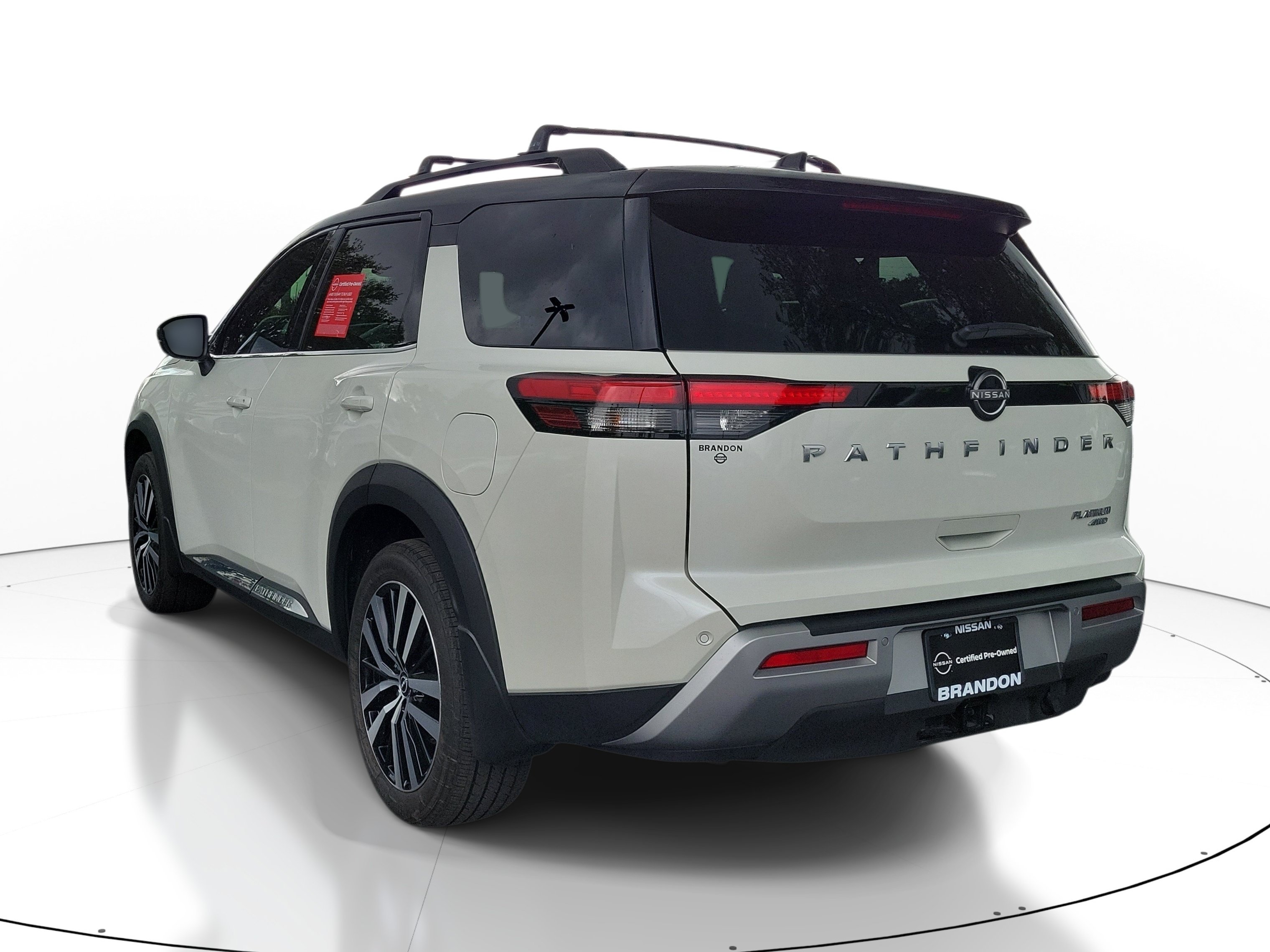 Certified 2024 Nissan Pathfinder Platinum AWD/4WD image 5