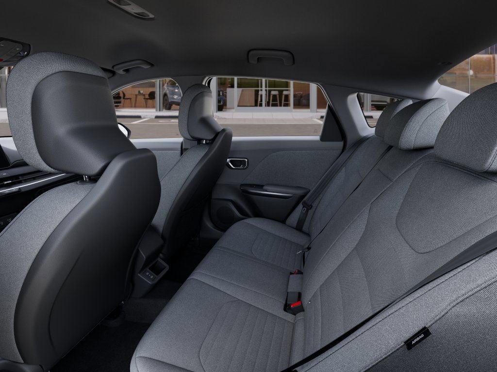 New 2025 Kia K4 EX FWD image 18