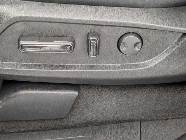 Used 2025 Honda Pilot Touring image 15