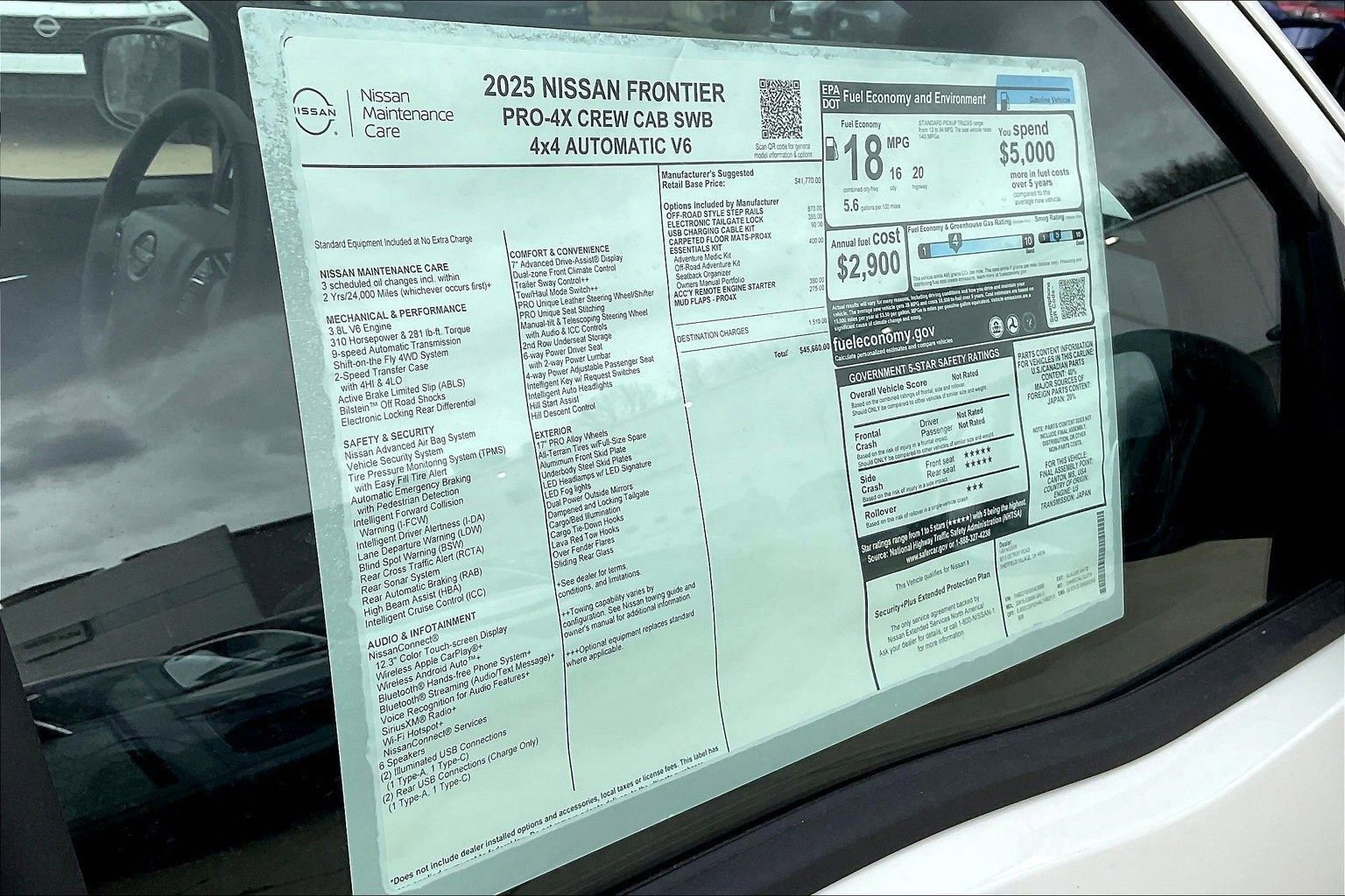 New 2025 Nissan Frontier PRO-4X image 18