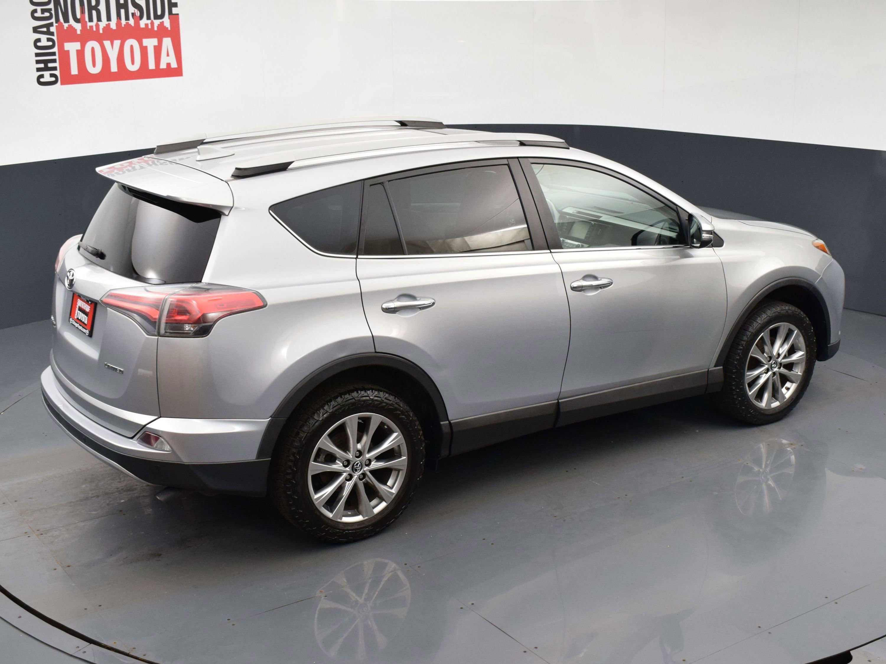 Used 2017 Toyota RAV4 Limited FWD image 26