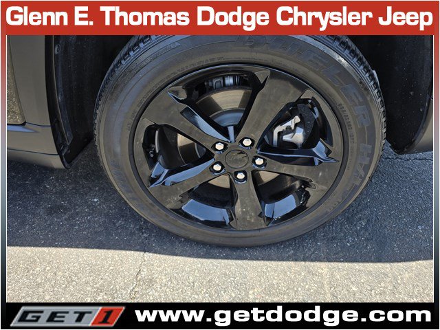 Certified 2024 Jeep Grand Cherokee L Laredo AWD/4WD image 38