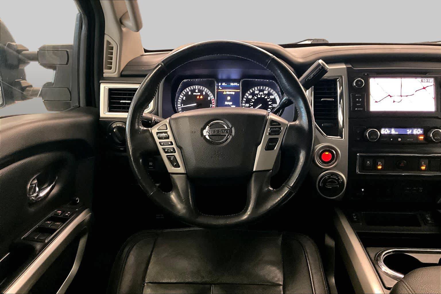Used 2019 Nissan Titan SV w/ SV Convenience Package AWD/4WD image 16