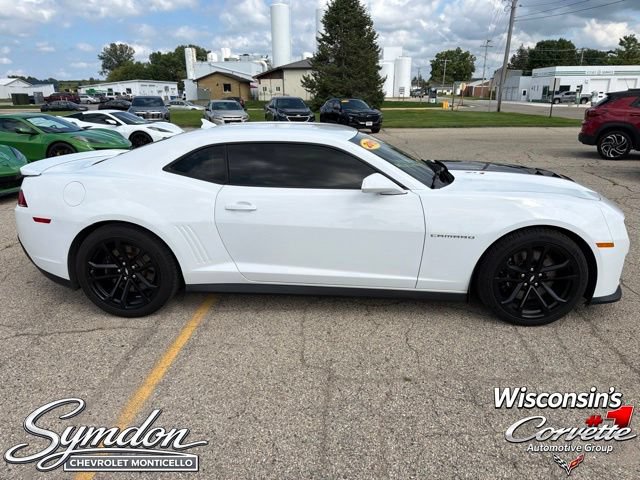 Used 2015 Chevrolet Camaro ZL1 RWD image 3