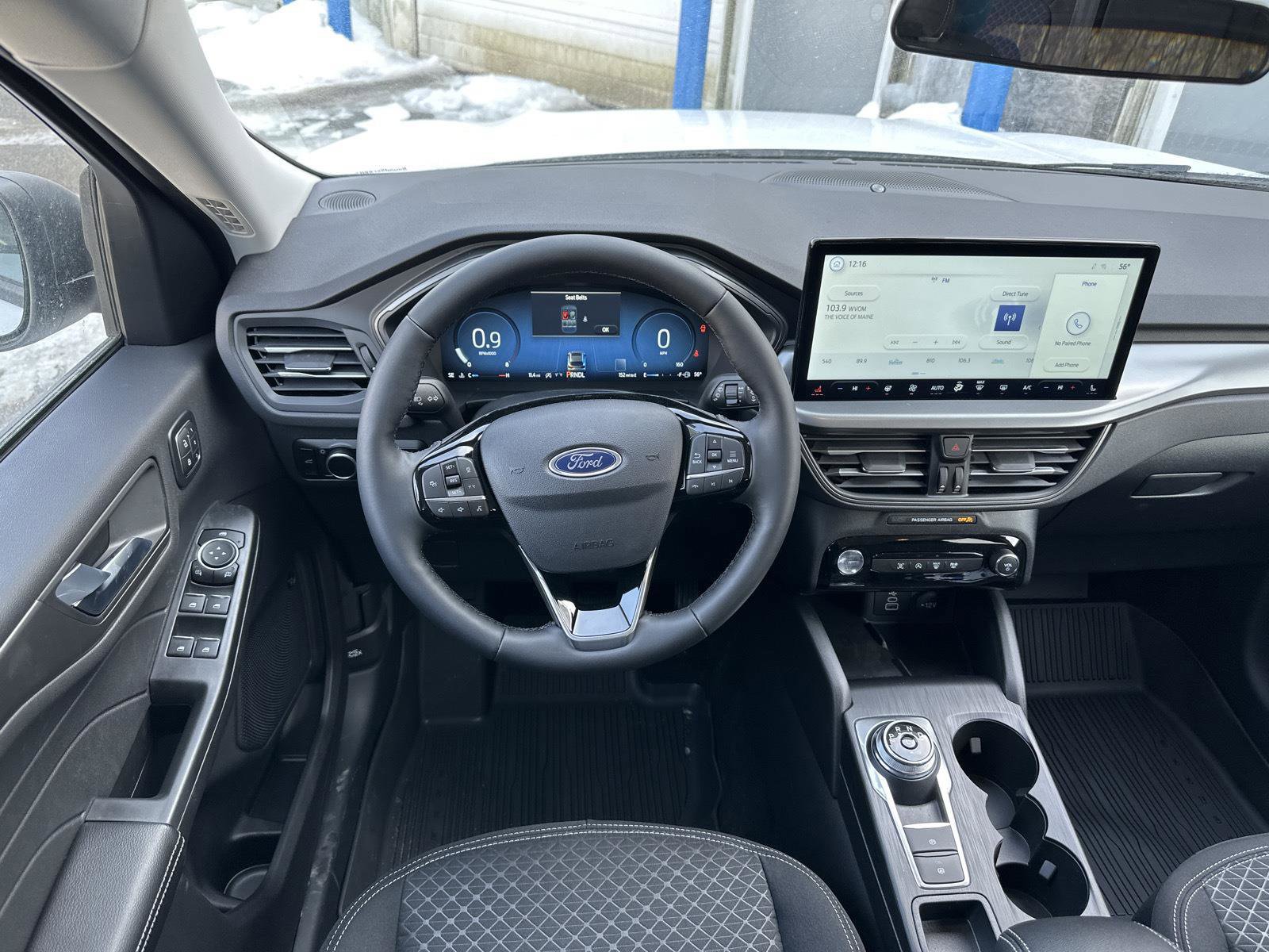 New 2025 Ford Escape SE image 9