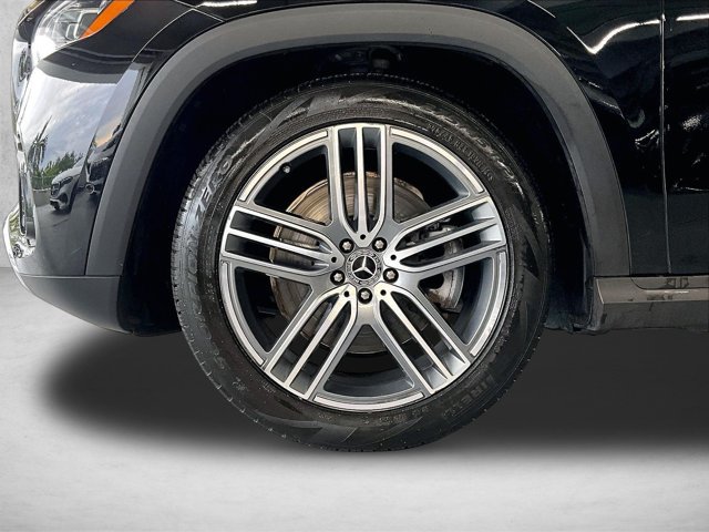 Certified 2025 Mercedes-Benz GLS 450 4MATIC image 10