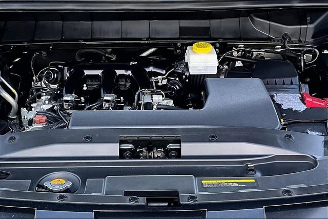 Certified 2024 Nissan Pathfinder SV FWD image 30