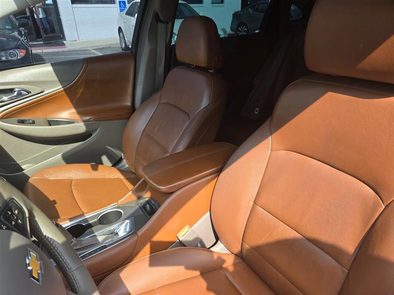 Used 2016 Chevrolet Malibu LT w/ Leather Package image 24