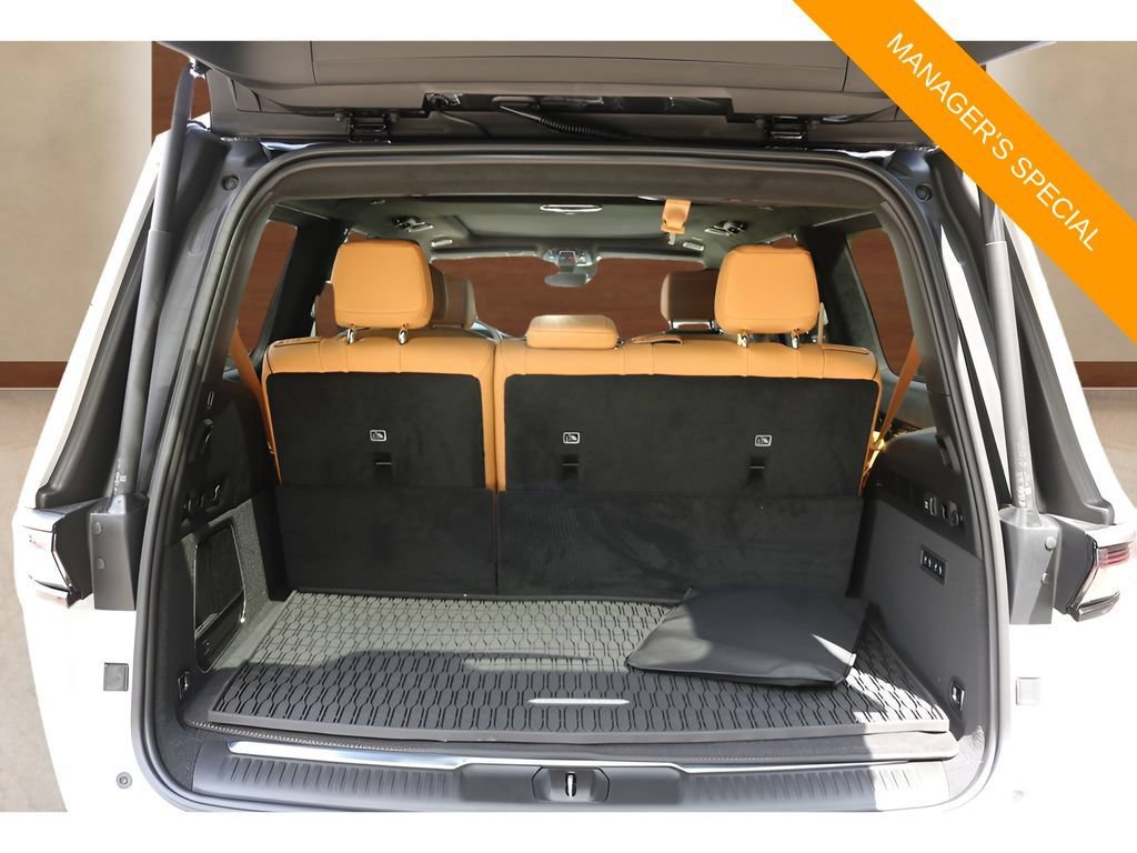 New 2026 Jeep Grand Wagoneer Summit AWD/4WD image 24
