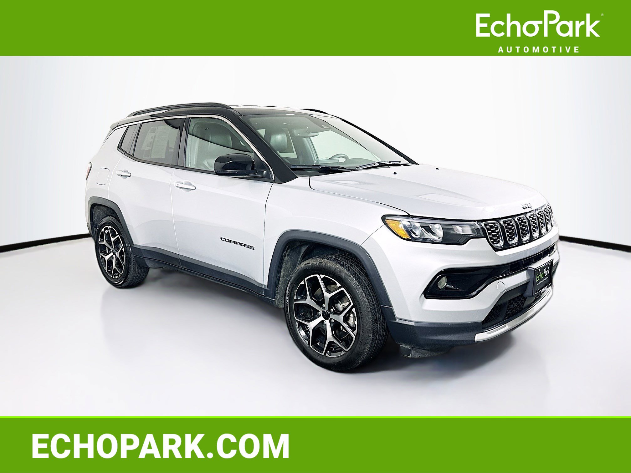 Used 2025 Jeep Compass Limited image 1