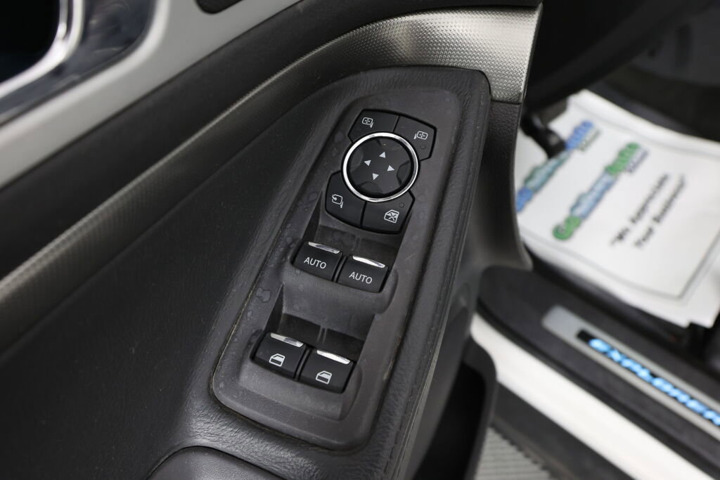 Used 2015 Ford Explorer Sport AWD/4WD image 32