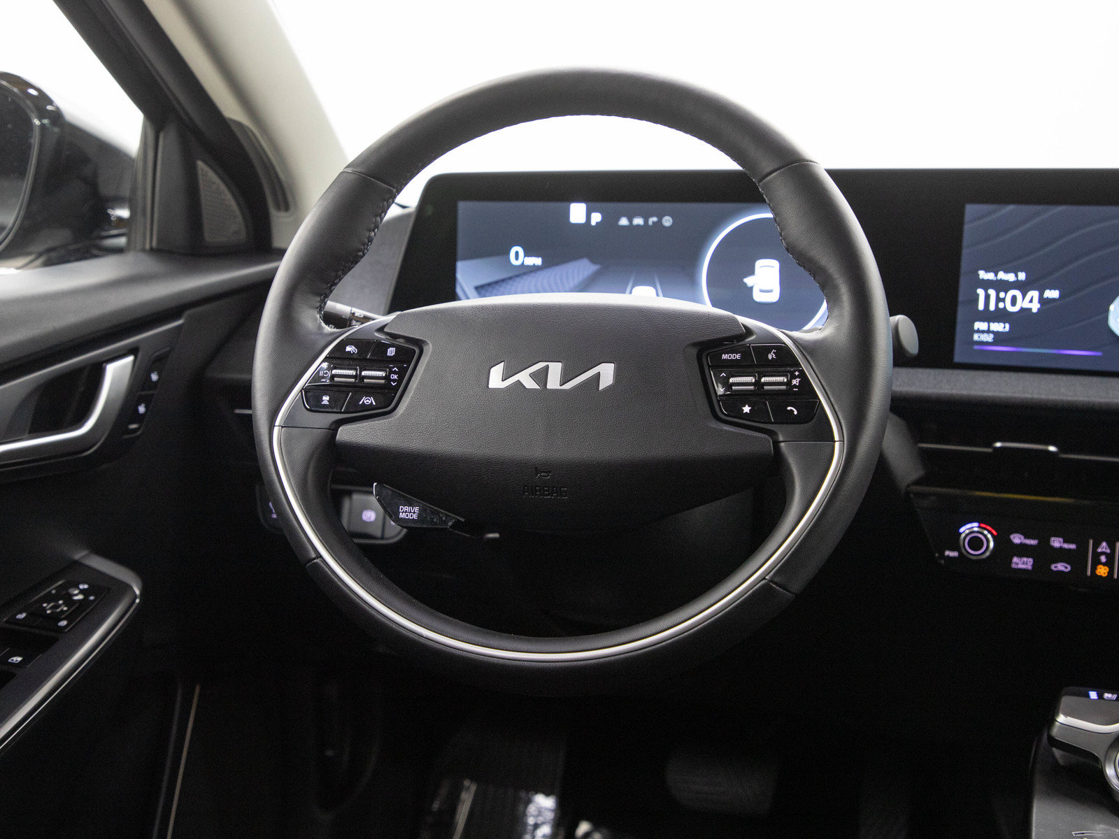 Used 2023 Kia EV6 Wind w/ Wind Technology Package AWD/4WD image 17
