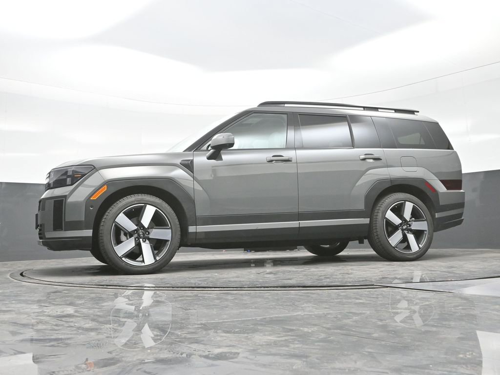 Used 2025 Hyundai Santa Fe Limited image 37