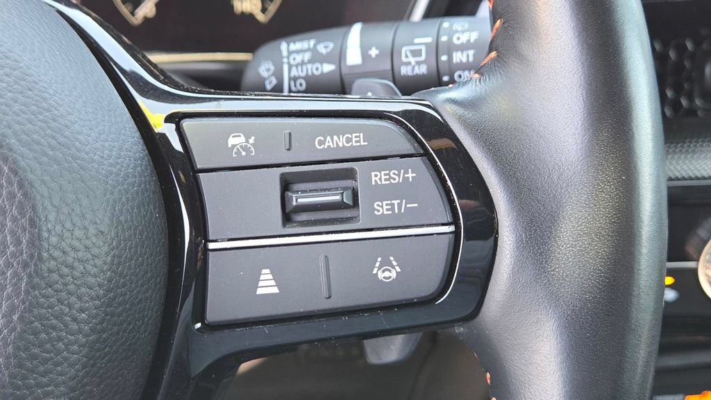 Used 2025 Honda CR-V Sport Touring image 19