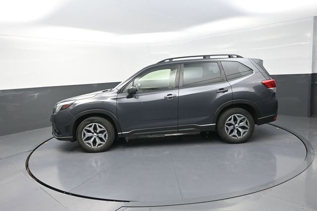 Used 2023 Subaru Forester Premium image 93