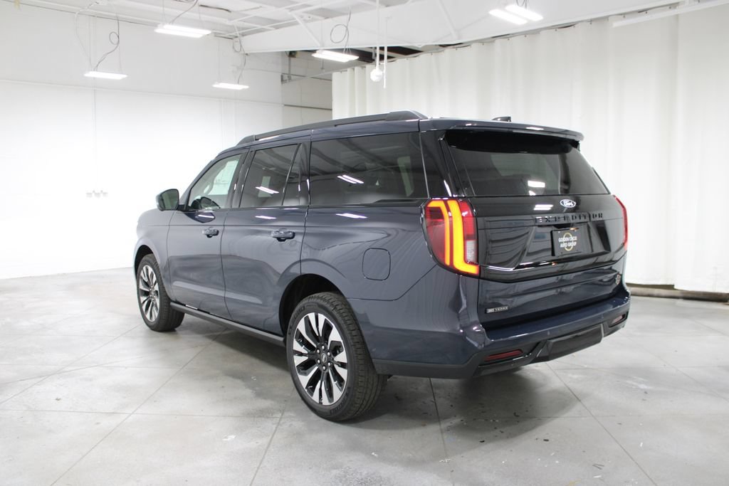 New 2027 Ford Expedition Platinum RWD image 6
