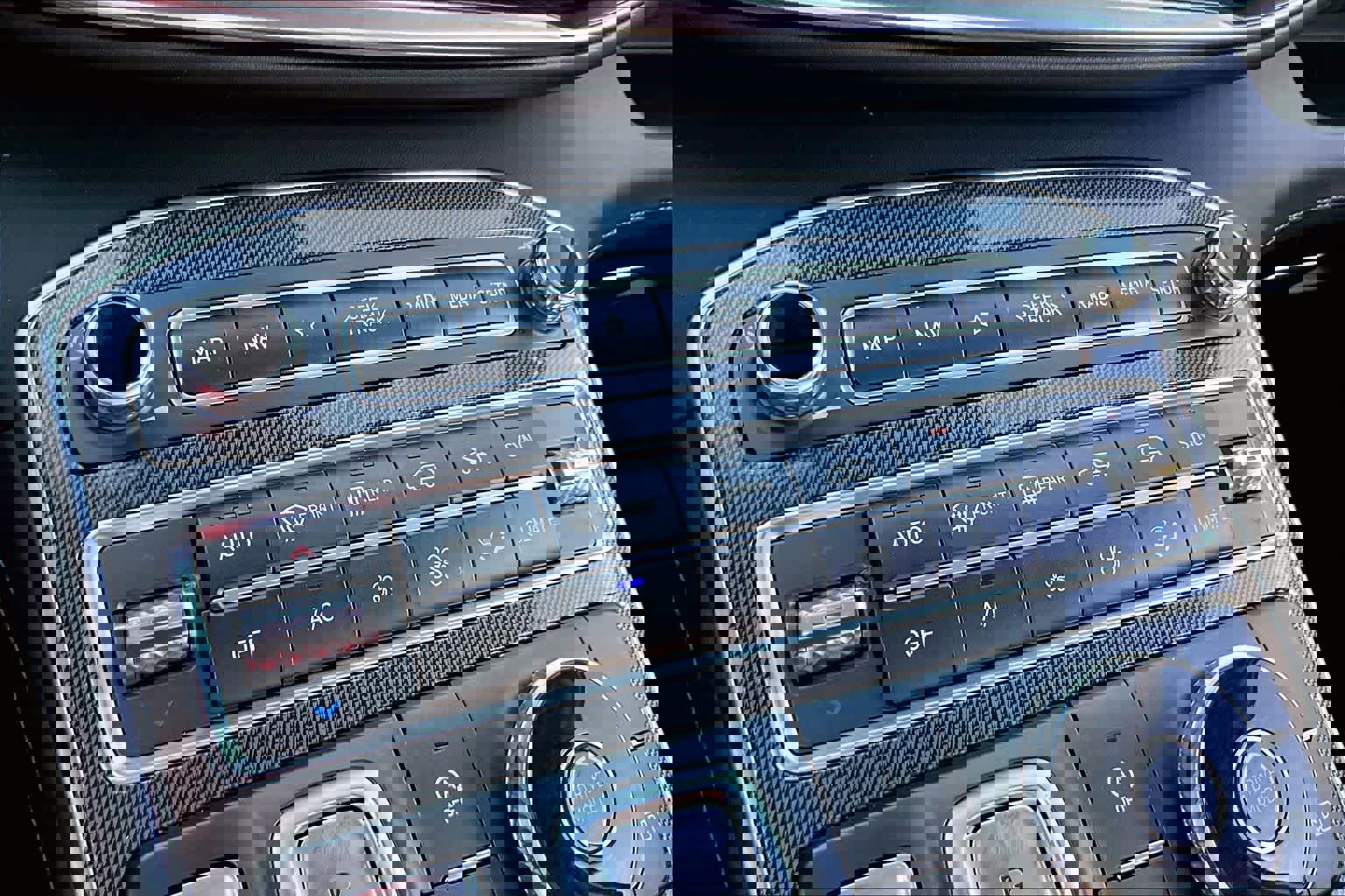 Used 2022 Hyundai Santa Fe SEL w/ Convenience + Premium Package image 32