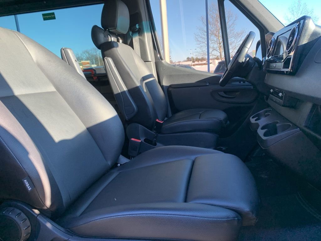 Used 2020 Mercedes-Benz Sprinter 2500 image 16