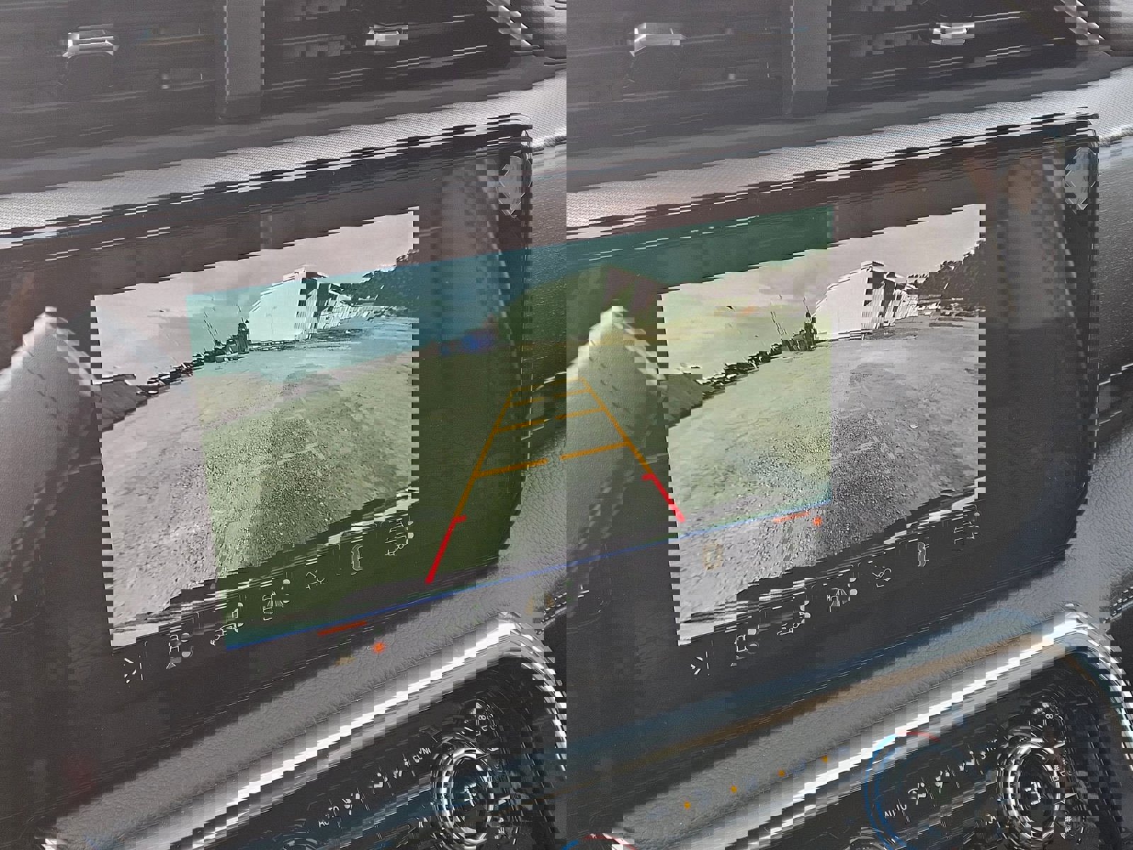 New 2026 GMC Sierra 2500 Denali w/ Denali Reserve Package image 19