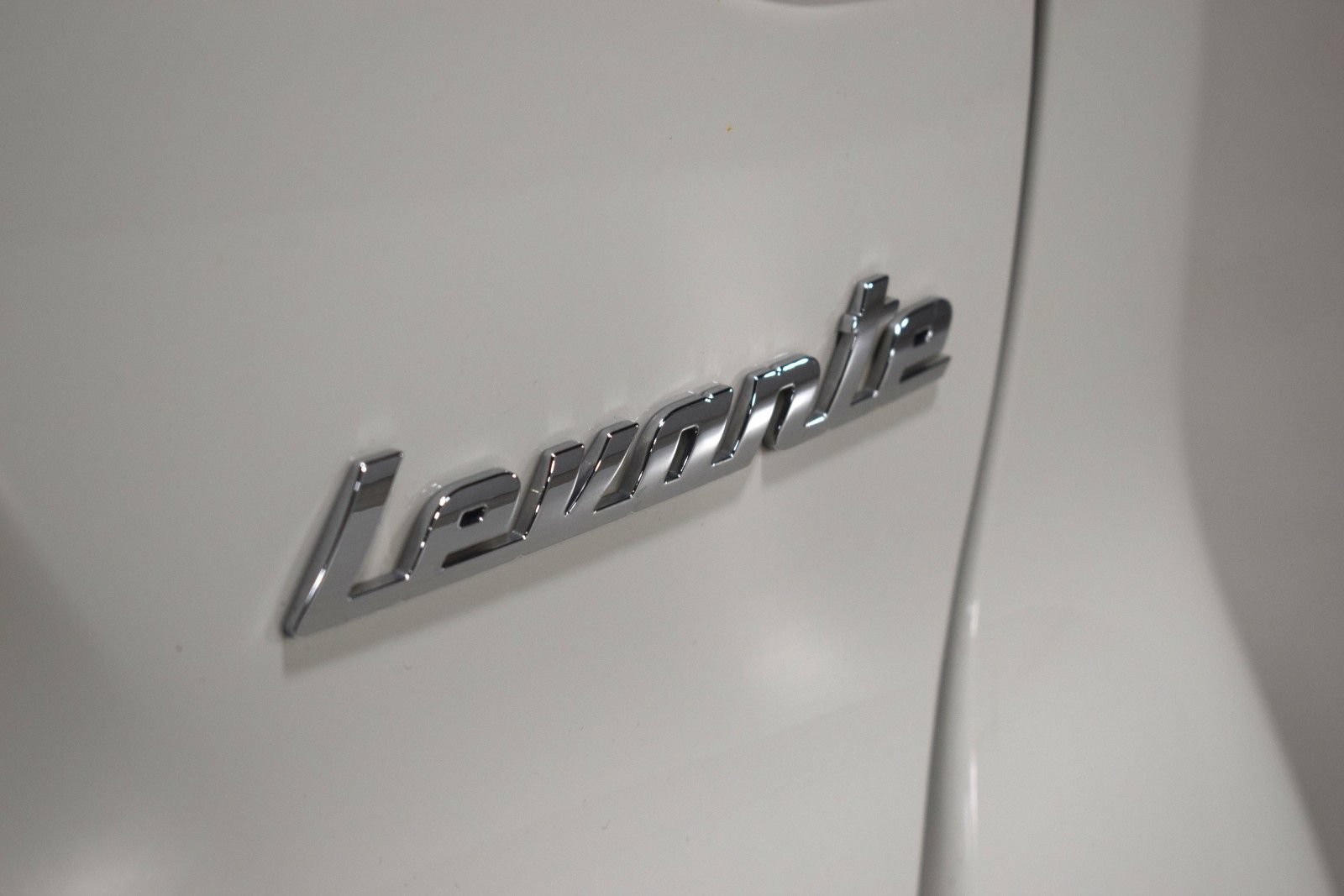 Certified 2023 Maserati Levante GT AWD/4WD image 11