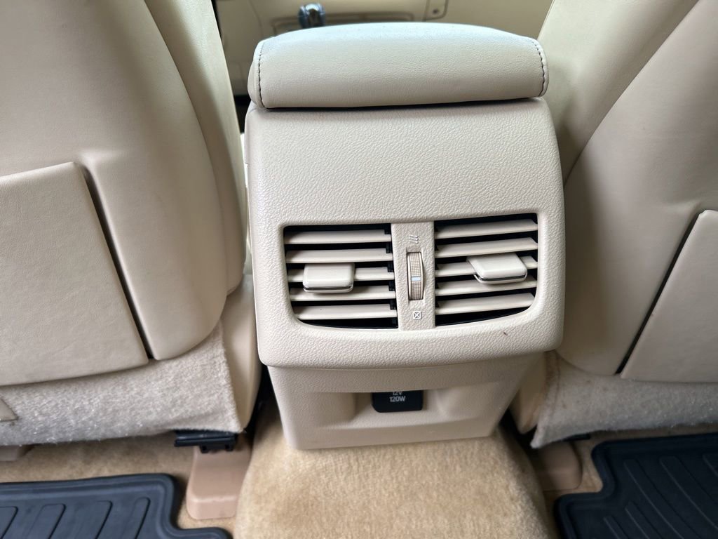 Used 2013 Lexus ES 350 w/ Luxury Pkg FWD image 28
