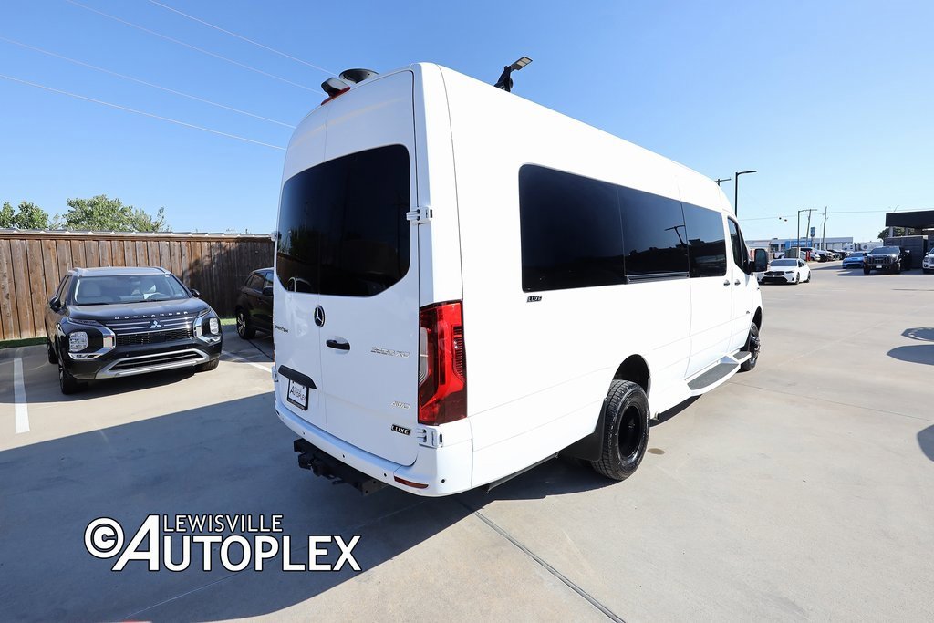 Used 2023 Mercedes-Benz Sprinter 3500 image 6
