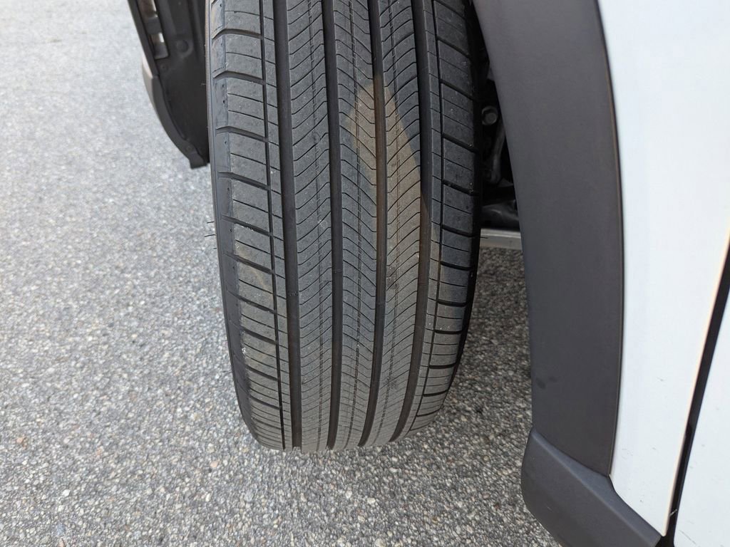 Used 2025 Honda Pilot Touring image 35