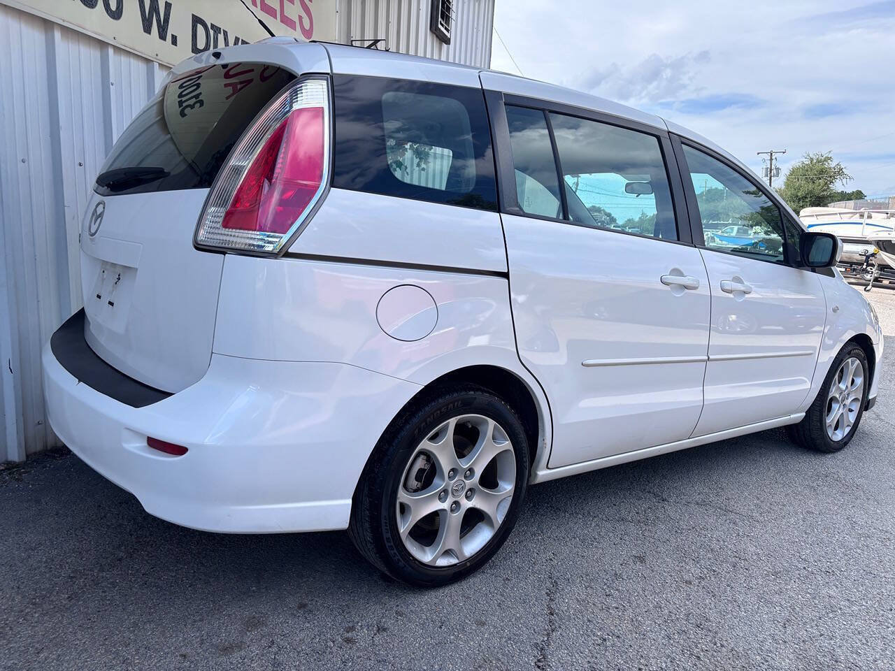 Used 2009 MAZDA MAZDA5 Sport FWD image 2