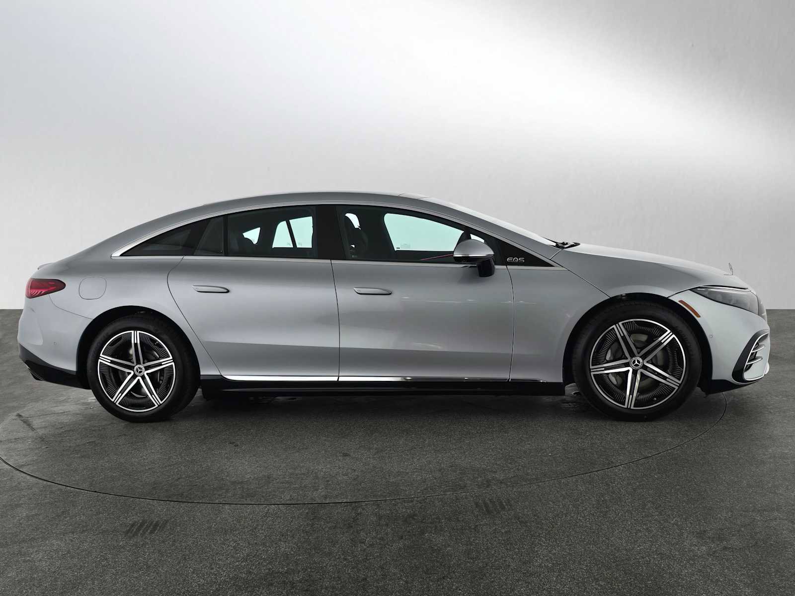 New 2026 Mercedes-Benz EQS 450+ Sedan image 2