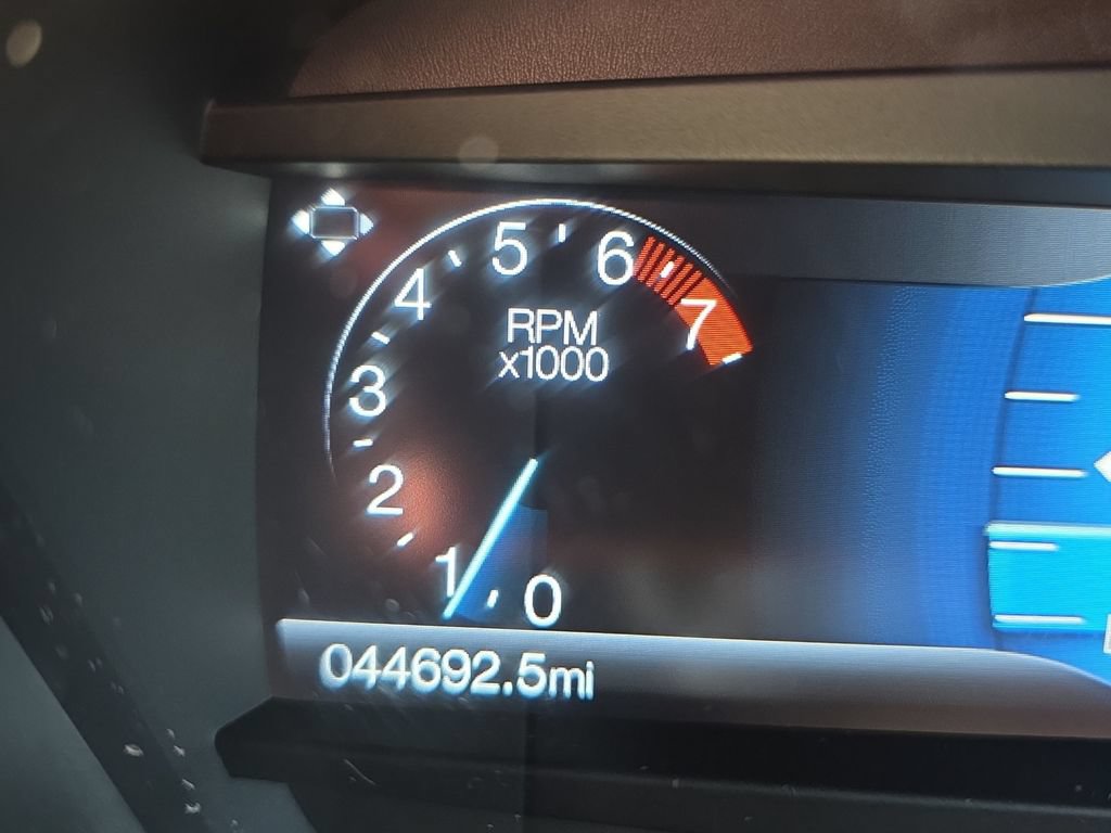 Used 2019 Ford Fusion SEL FWD image 22