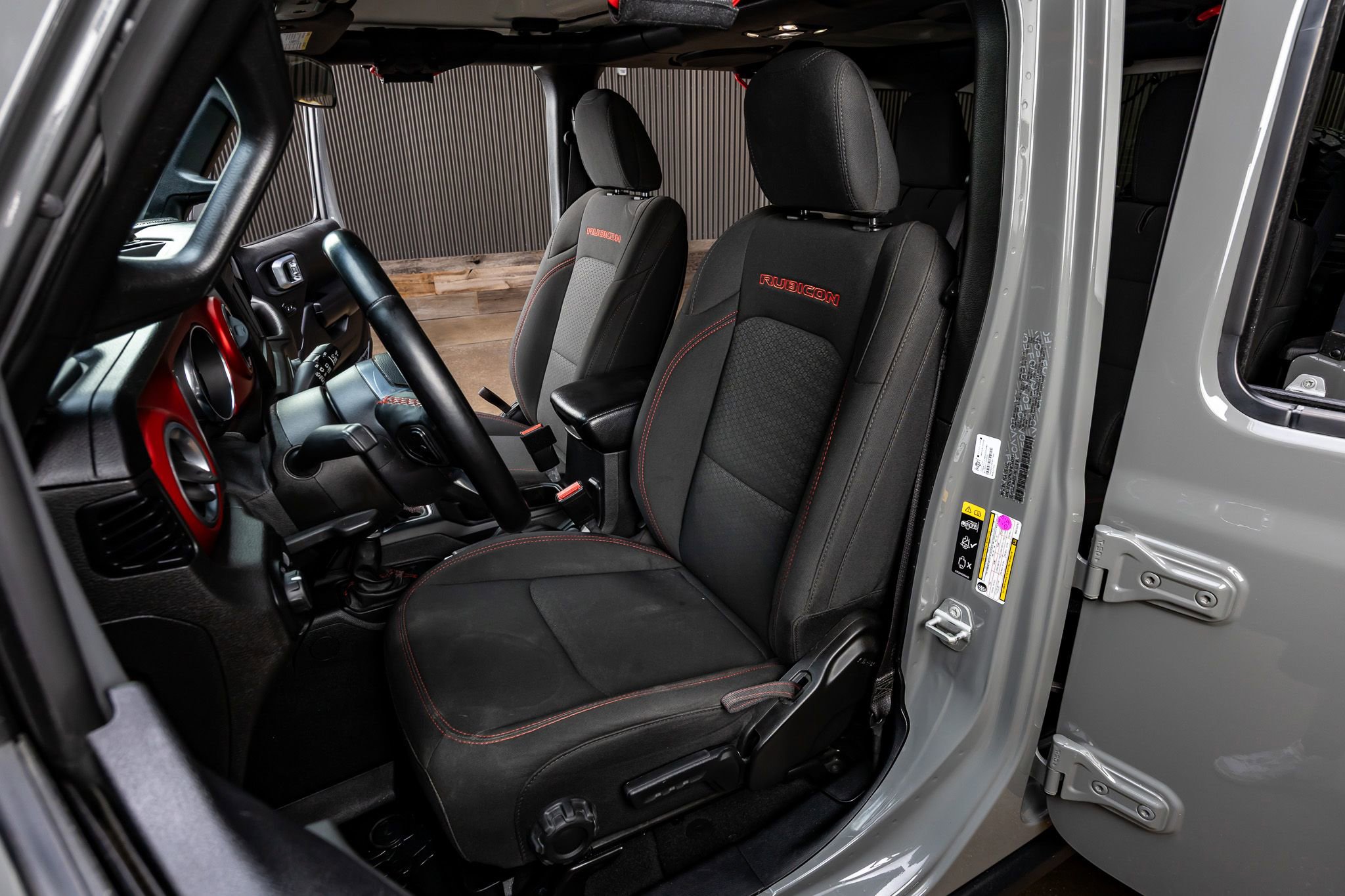 Used 2021 Jeep Wrangler Unlimited Rubicon AWD/4WD image 29