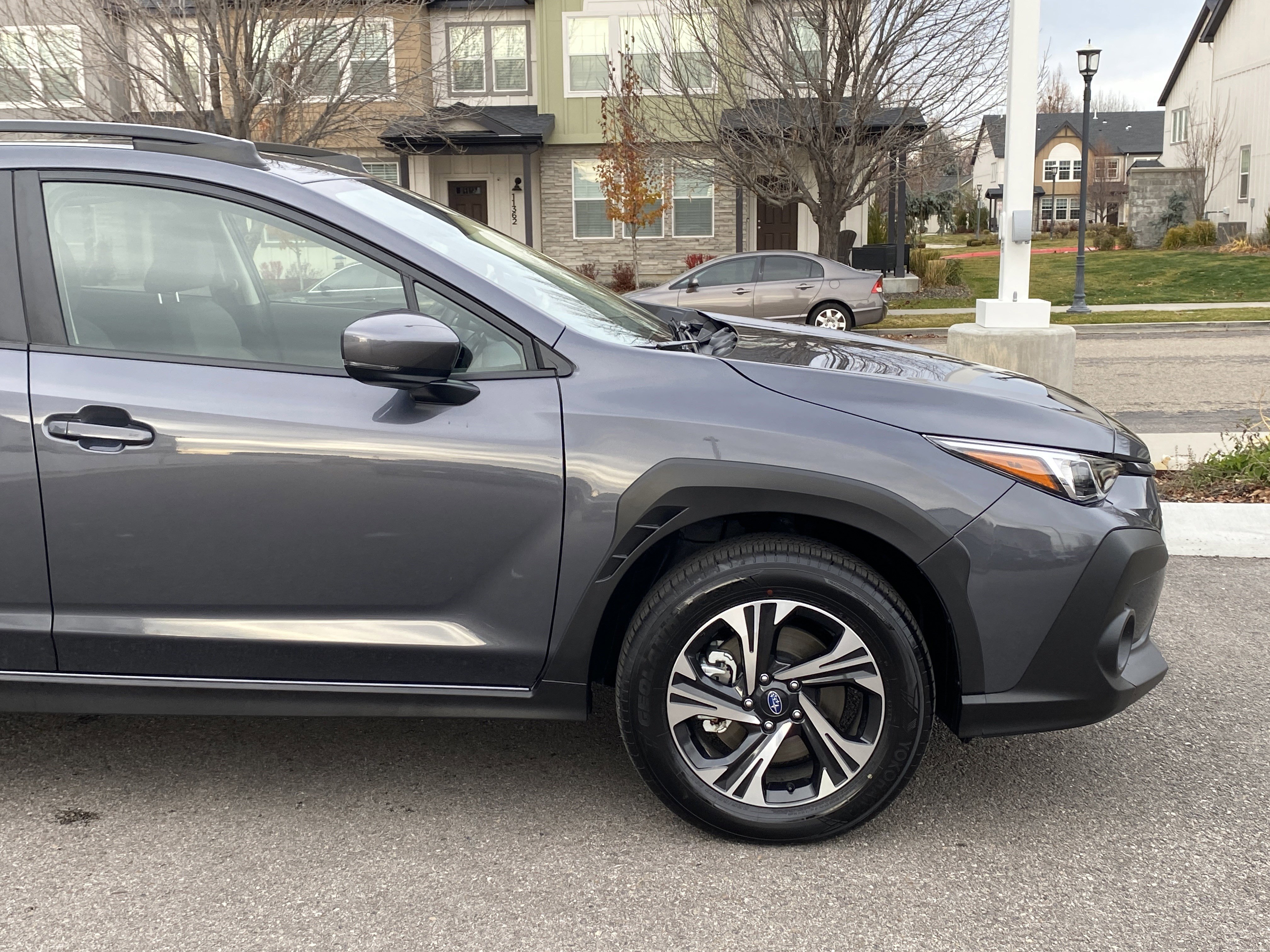 Used 2025 Subaru Crosstrek 2.0i Premium w/ Crosstrek Mirror Package image 8