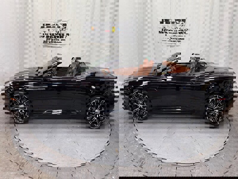 Used 2012 Aston Martin Virage Volante image 1